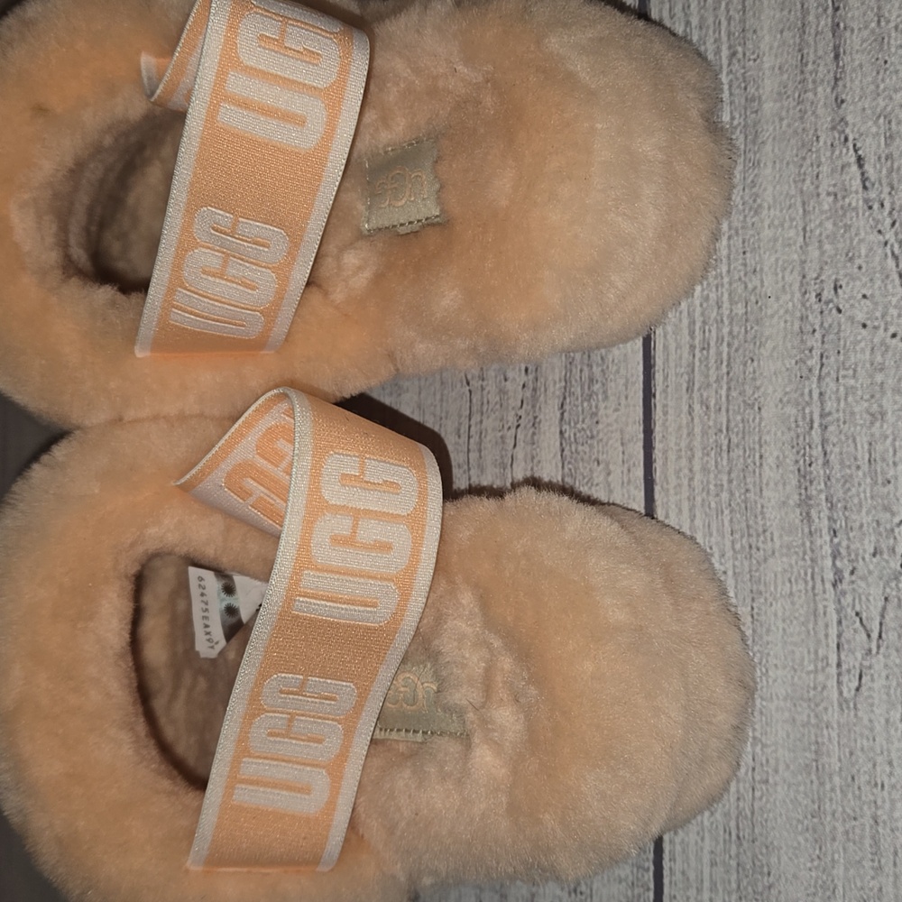 UGG Women's Fluff Yeah Slides Scallop Size 7 - Picture 5 of 8